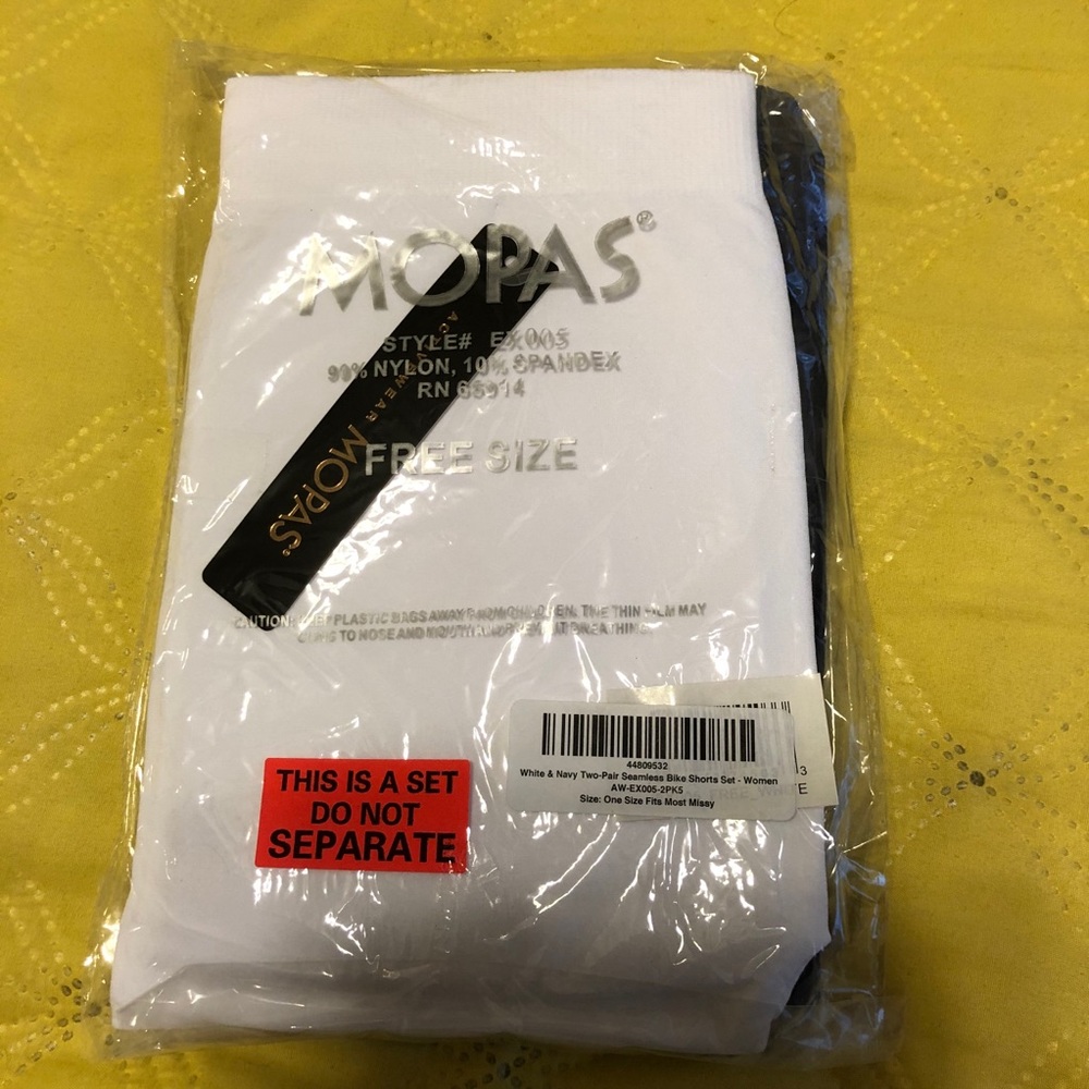 MOPAS free size basic biker shorts (set of 2).